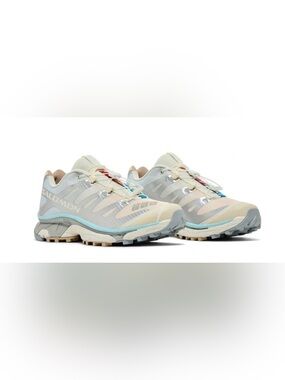 Salomon unisex Beige and Light Blue Trail Sneakers
